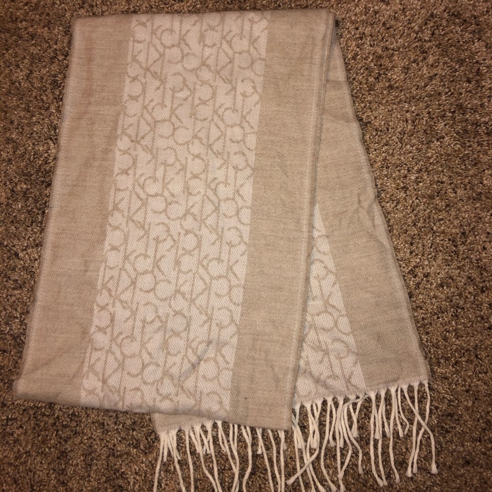 Calvin Klein Scarf